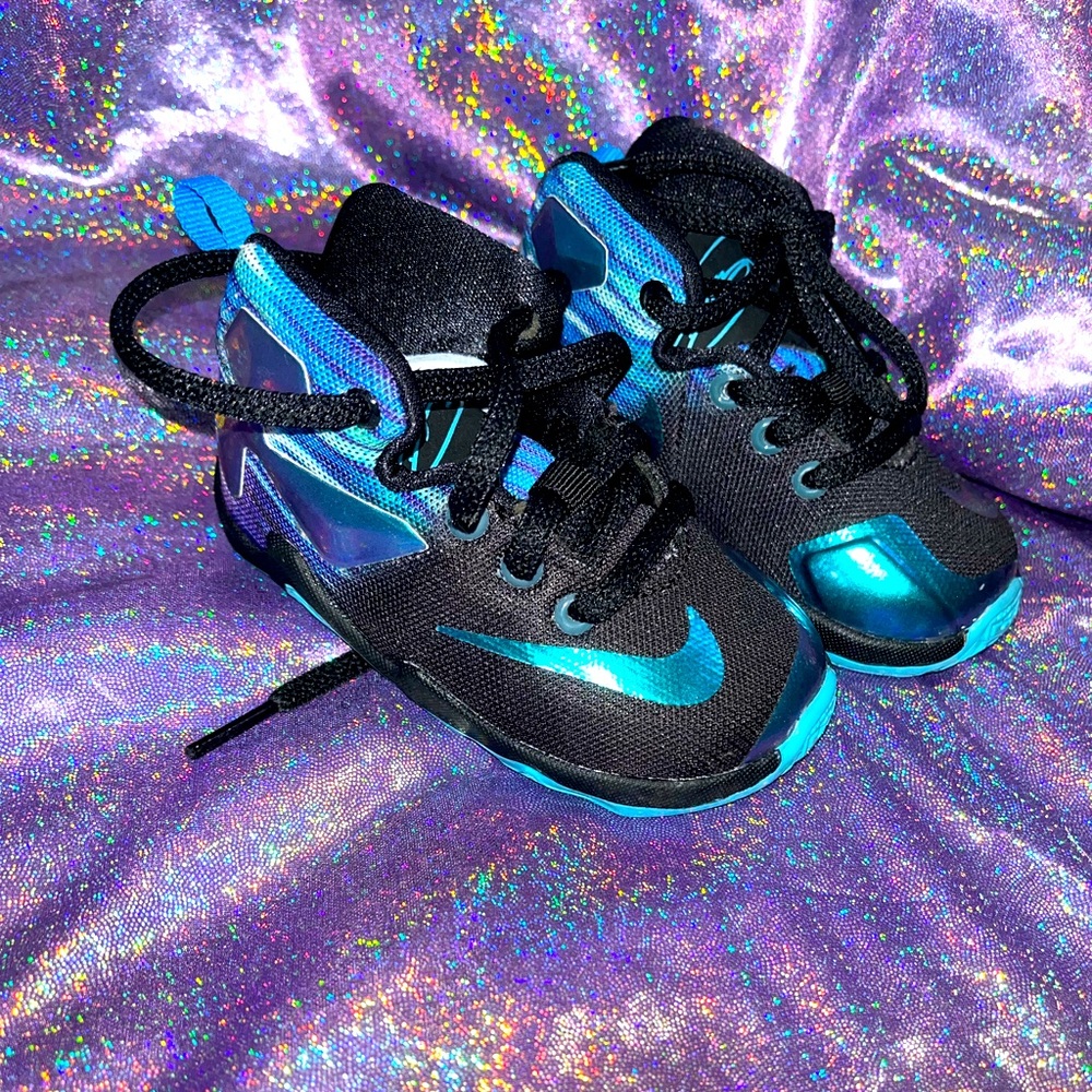 Nike LeBron 13 Black/White-Heritage Cyan-Bright Blue-Persian